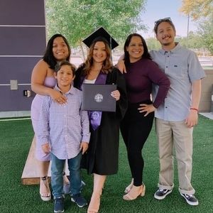 Meet your Posher, Marisa